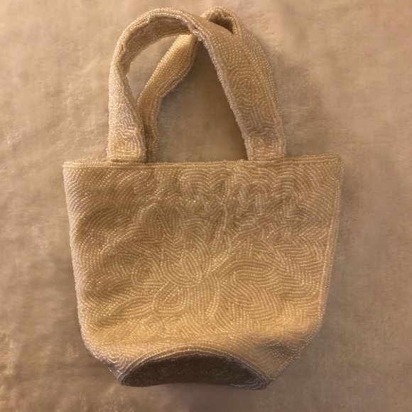 Handbags - Elegant Cream Beaded Wristlet Vintage Bag; White/Cream; Excellent Condition